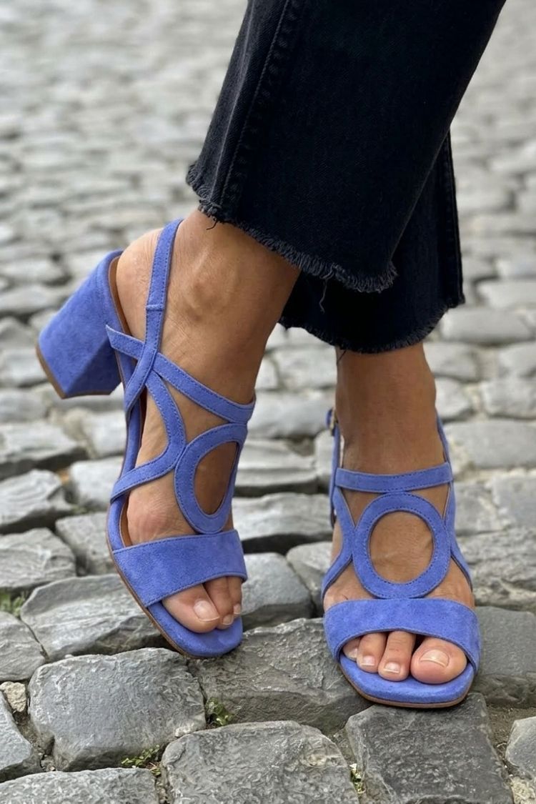 Blue / 43