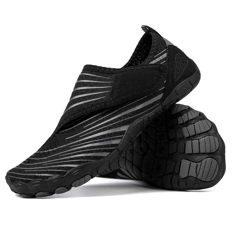 Black (Almost Sold Out) / 46